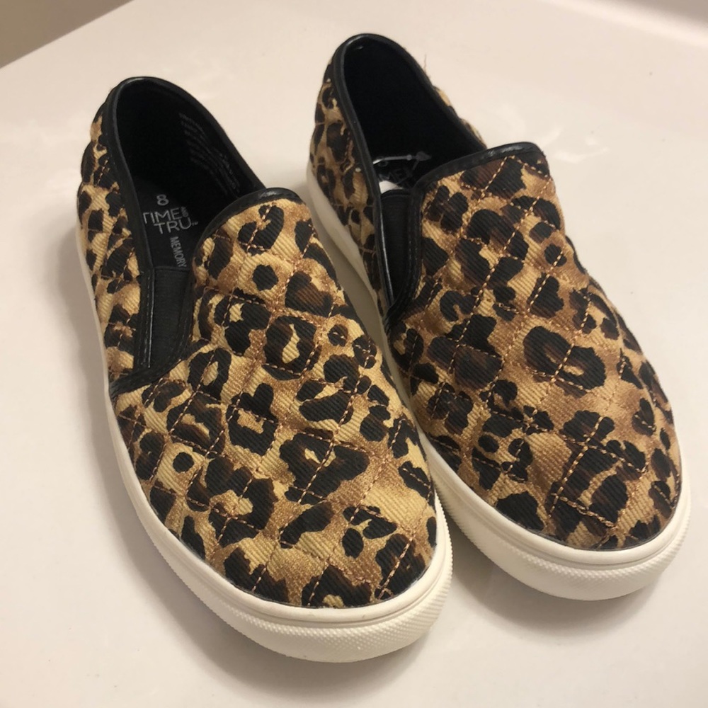 Time and Tru NWT animal print slip on shoes